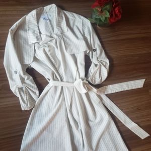 DR2 Flattering light coat